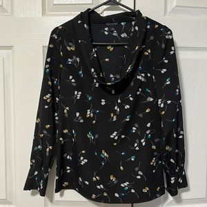 Banana Republic XS floral blouse
